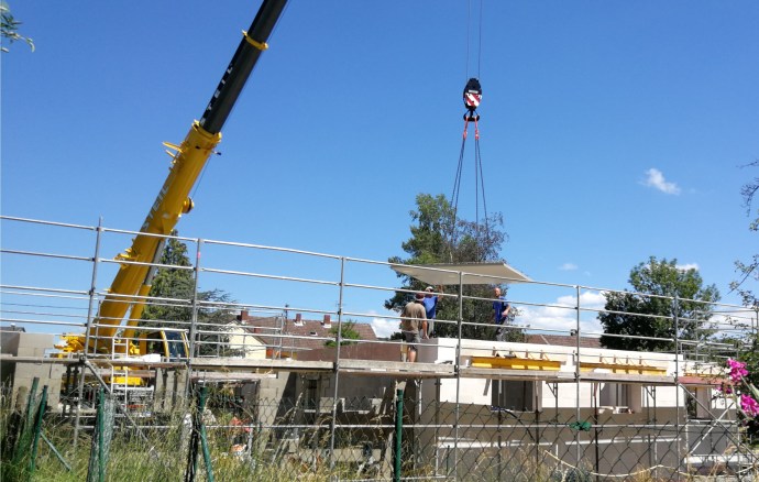 Positionieren der Betonplatte