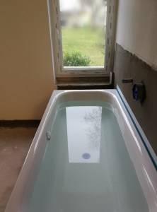 badewanne gefüllt